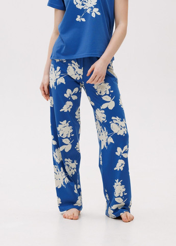 Синя всесезон бавовняна жіноча піжама з штанами та квітковим принтом s синій (4826449404121) Наталюкс 48-2644