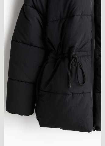 Чорна зимня куртка H&M