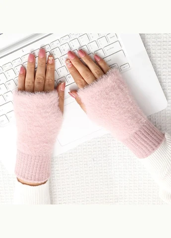 Митенки с мехом без пальцев розовые One Size No Brand (308250656)