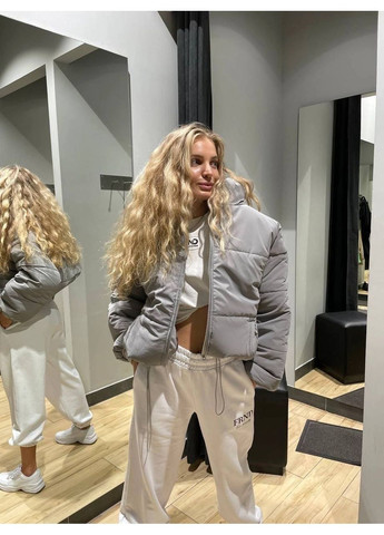 Світло-сіра зимня куртка жіноча пило-водо відштовхуюча Style Point