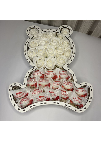 Подарочный бокс в деревянной коробке в форме ведмедя с мыльными розами и конфетами Raffaello No Brand (354820453)