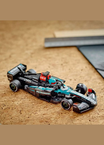 Конструктор Speed Champions Автомобіль для перегонів Mercedes-AMG F1 W15, 267 деталей () Lego 77244 (335031100)
