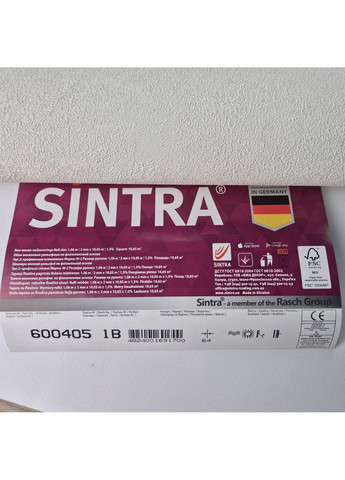 Виниловые обои 1.06 × 10.05 м 600405, бело-молочные с классическим узором,для спальни,гостиной,кабинета Sintra (361205089)