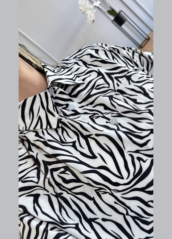 Жіноча сорочка вільного крою Україна (330642870)