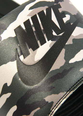 Цветные пляжные мужские шлепанцы victori one slide print cn9678-300 Nike