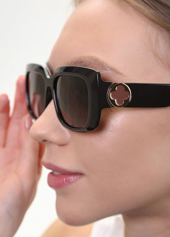 Жіночі сонцезахисні окуляри Roberto з поляризацією RM8446 113030 Roberto Marco (289356310)