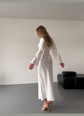 Молочное праздничный, коктейльное, вечернее женское шелковое платье длина макси силуэтная Avanti однотонное