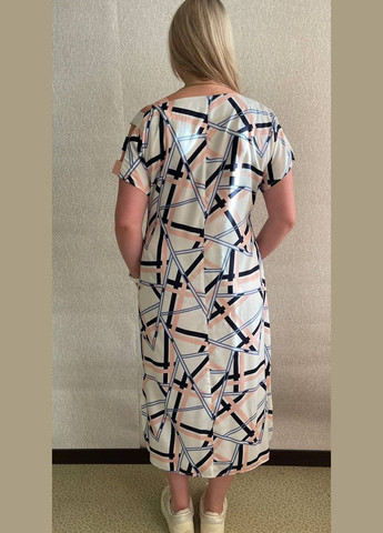 Кремова повсякденний, коктейльна довга сукня з асиметричним вирізом та оригінальним рукавом персикова Capricious з геометричним візерунком