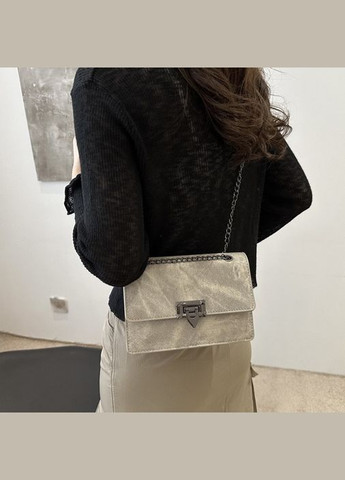 Жіноча класична сумка 10368 на ланцюжку бежева No Brand (306709457)