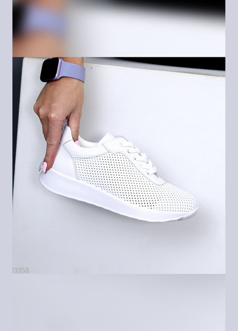 Білі осінні стильні жіночі кросівки No Brand