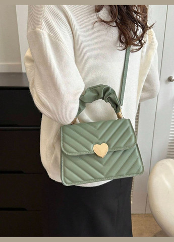 Жіноча сумка 6892 крос-боді світло зелена No Brand (290665300)