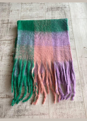 Теплий шарф з довгими китицями у лілово-зелену клітинку No Brand (314837593)