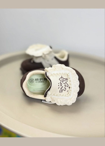 Коричневі всесезонні дитячі кросівки коричневі 1487 No Brand