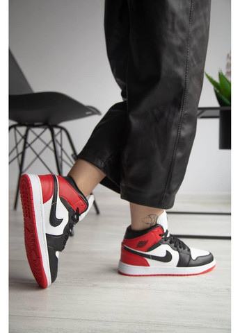 Черные зимние кроссовки мужские nike air jordan 1 retro mid red white black fur найк аир джордан No Brand