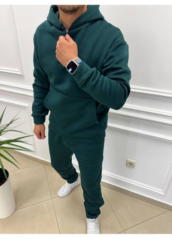 Смарагдовий демісезонний чоловічий костюм Garna