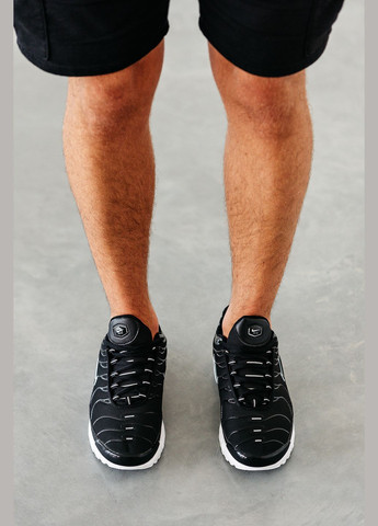 Черные демисезонные кроссовки мужские и женские nike air max tn plus black | найк аир макс тн плюс черные No Brand