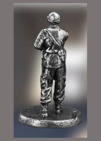Миниатюрная настольная фигурка в форме солдата с оружием No Brand (292260516)
