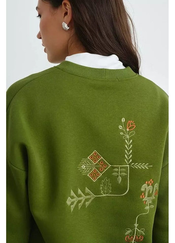 Оливковий жіночий утеплений світшот з українськими орнаментами mkrm4288 Rica Mare (362575381)