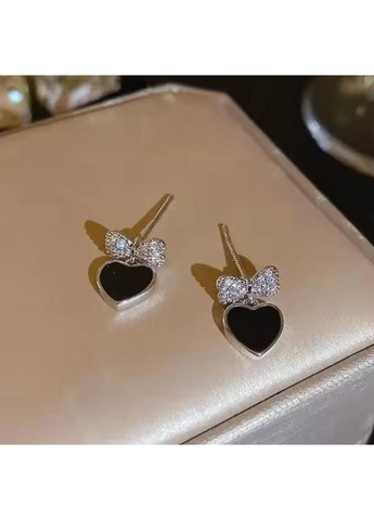 Милі сережки-сердечки, сережки з серцями, сережки з чорними сердечками, сережки з камінцями, сережки з камінчиками Fashion Jewelry (369724192)