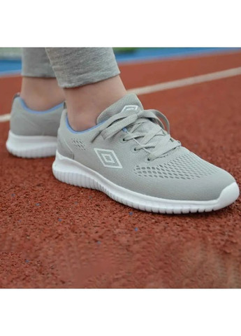 Сірі осінні сірі кросівки унісекс з білою підошвою та сітчастим візерунком Umbro Chass