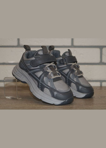 Сірі Осінні кросівки спортивні для хлопчика сірі Jong Golf