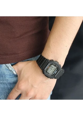 Часы G-Shock DW-5600UE-1ER с полимерным ремешком Casio (401556547)