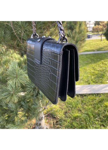 Жіноча міні сумочка клатч під рептилію з пташками чорна екошкіра на ланцюжку ProDobro (363259716)