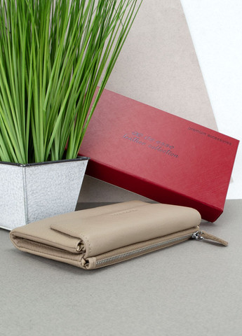 Кошелек женский кожаный LC68900-98 на магните бежевый De Esse (305419171)