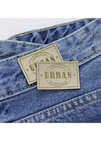 Нашивка "Urban" золотого цвета (942) No Brand (335811257)