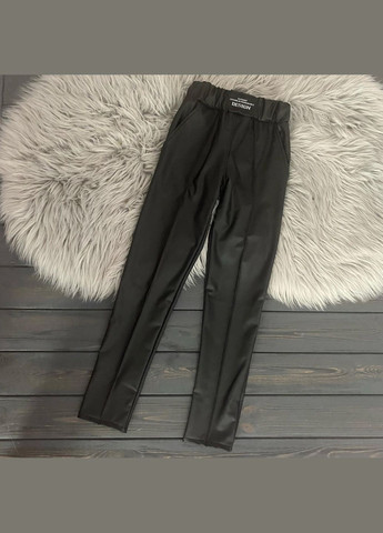 Черные демисезонные леггинсы с екокожи на флисе IRmAS