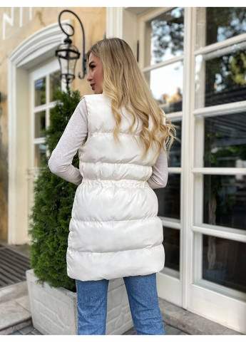 Женская удлиненная демисезонная жилетка молочного цвета 34827 Fashion (362211348)
