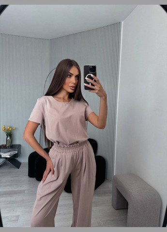 Жіночий костюм однотонний Style Point (341695273)