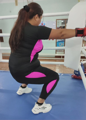 Жіночі лосини батал для фітнесу, чорні легінси великих розмірів для спорту з рожевими вставками Total Pro Fitness (278643245)