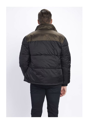 Черная зимняя куртка мужская TIMEOUT