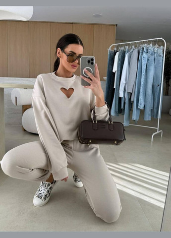 Жіночий спортивний костюм No Brand (316591503)