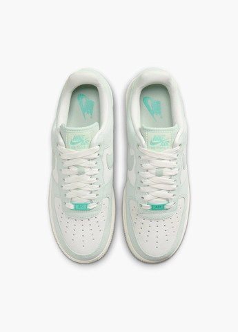 Кроссовки женские Wmns Air Force 1 07 Se Green HQ1497-099 Nike зелёные (335012439)