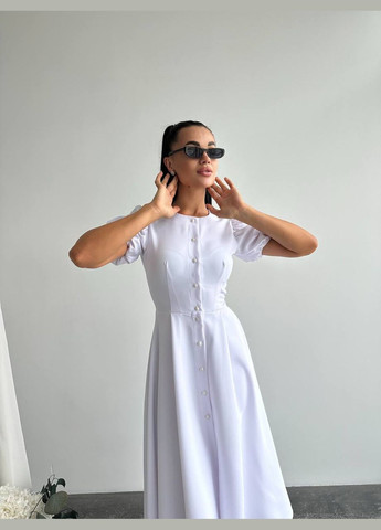 Белое кэжуал платье N.Family однотонное