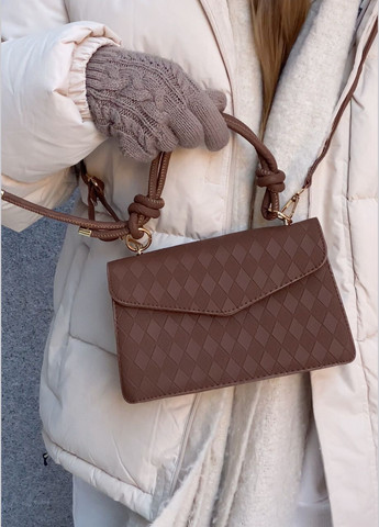 Жіноча сумка 8658 крос-боді на ремінці через плече коричнева No Brand (296008156)