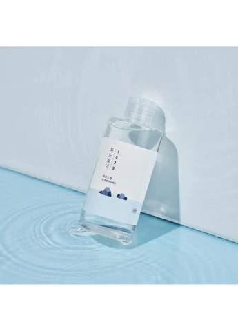 Заспокійливий тонер 1025 Dokdo Toner 200 мл Round Lab (356952150)