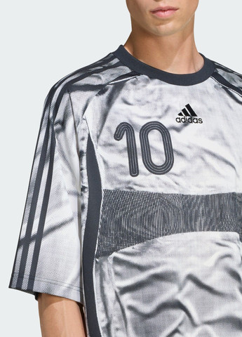 Белый демисезонный спортивный лонгслив adidas с логотипом