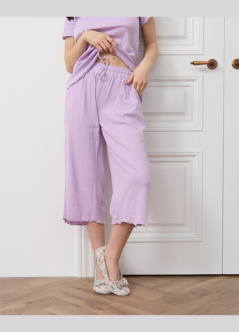 Лиловая женский комплект с капри однотонный Nicoletta