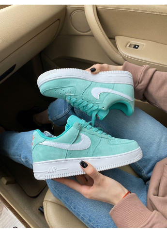 КРОССОВКИ ЖЕНСКИЕ NIKE AIR FORCE 1 GREEN WHITE НАЙК АИР ФОРС 1 ПРЕМИУМ No Brand серые демисезоны (369392258)
