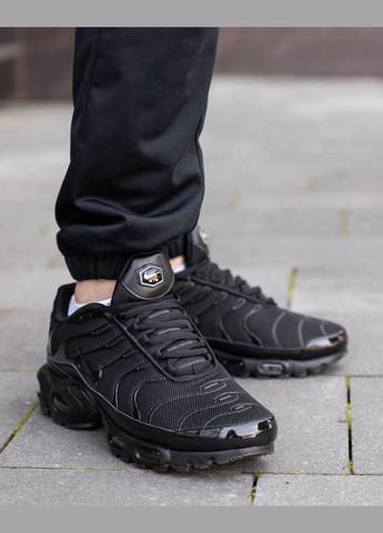 Чорні всесезон легкі кросівки No Brand