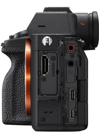 Цифровий фотоапарат Alpha 7M4 28-70mm Kit Black (ILCE7M4KB.CEC) Sony (390921633)