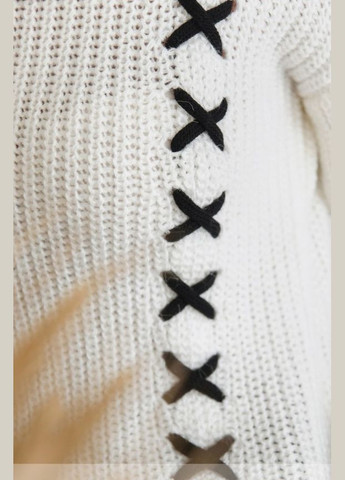 Білий демісезонний светр пуловер Liton