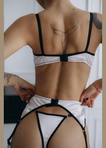 Чорний демісезонний поясок для панчіх Endorphine