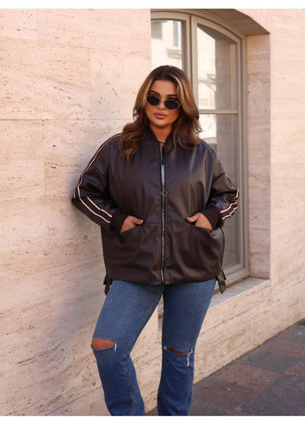 Темно-коричневая демисезонная стильная куртка экокожа с подкладкой в стиле бомбера, свободного кроя. Україна