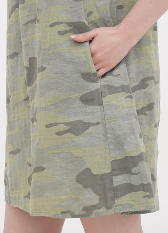 Зеленое кэжуал платье Dylan с камуфляжным принтом