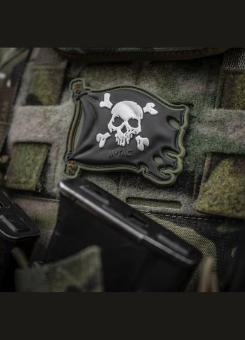 Нашивка Веселый Роджер PVC Olive/Black M-TAC (315047185)