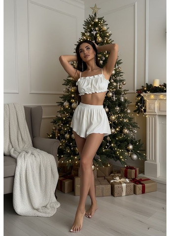 Молочна всесезон жіноча піжама топ і шортики з шовку армані Nositi 215-8